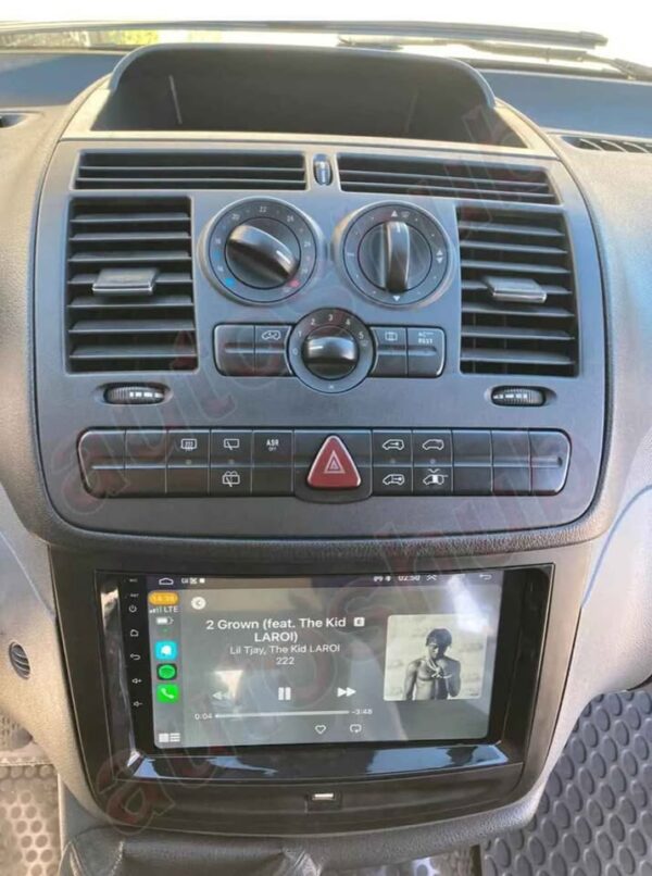 Mercedes benz viano stereo - Image 5
