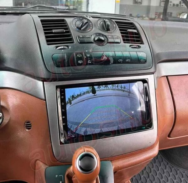 Mercedes benz viano stereo - Image 8