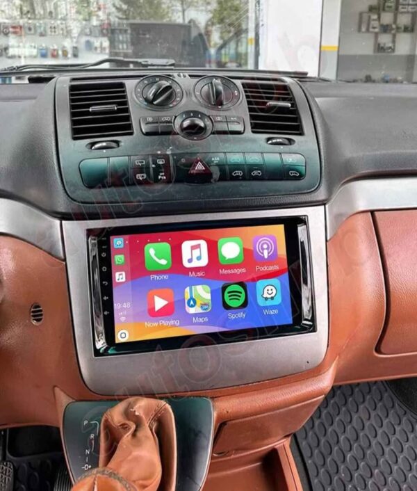 Mercedes benz viano stereo - Image 6